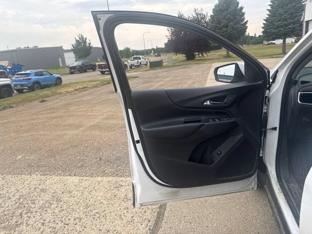 Used 2020 Chevrolet Equinox LT AWD/4WD image 19