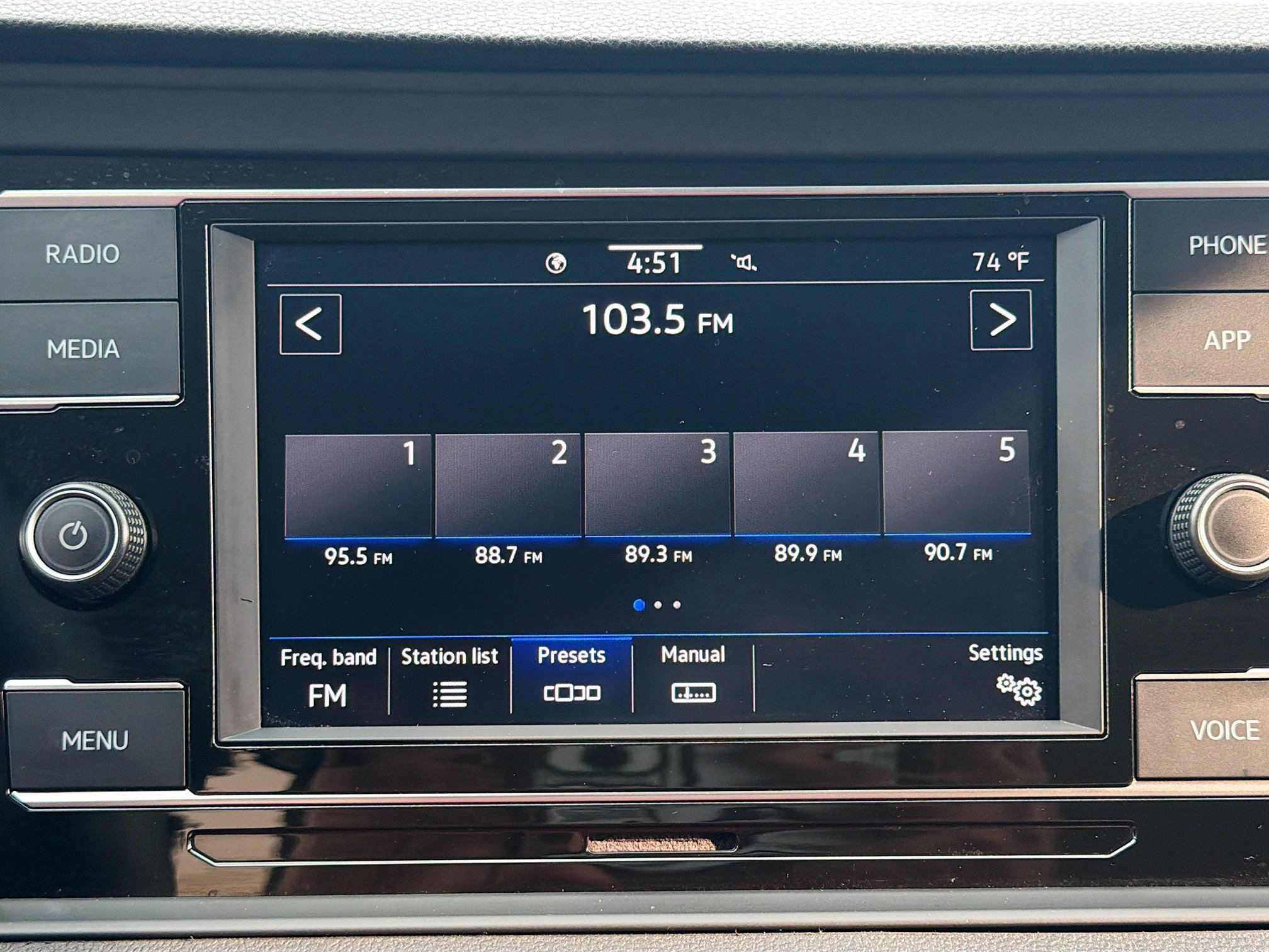 Used 2023 Volkswagen Jetta S FWD image 21