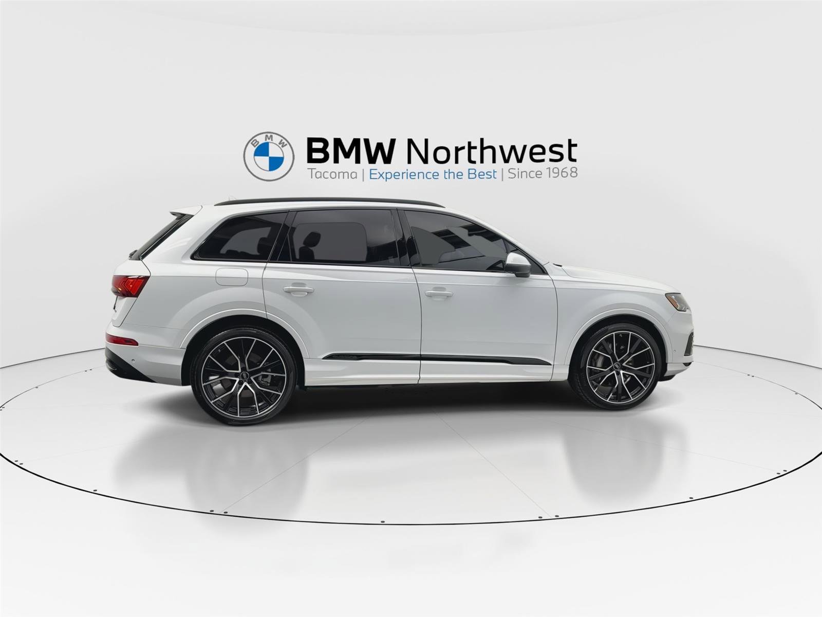 Used 2022 Audi Q7 3.0T Prestige w/ Prestige Package AWD/4WD image 4