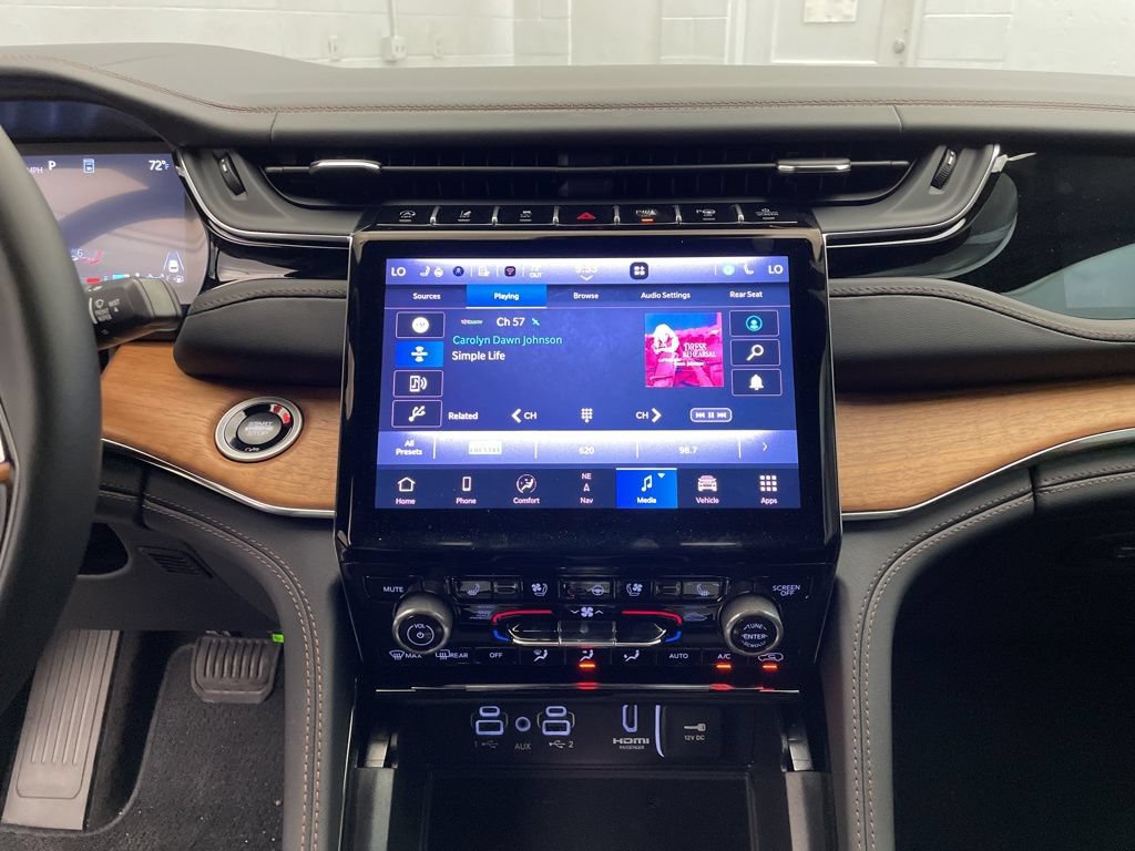 New 2025 Jeep Grand Cherokee L Summit AWD/4WD image 15