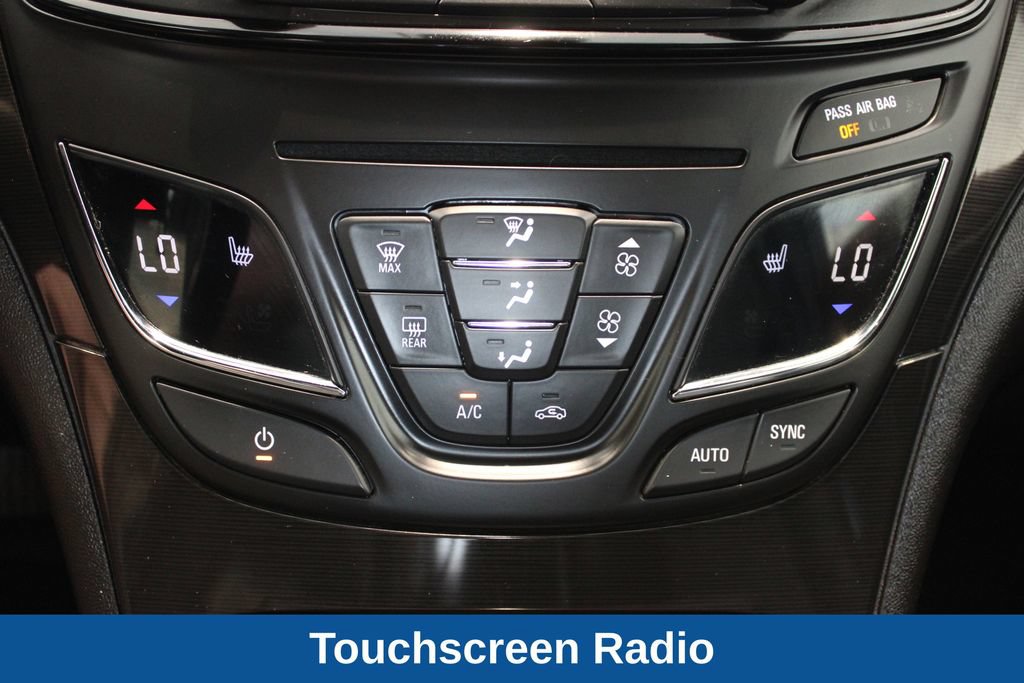 Used 2017 Buick Regal AWD image 9
