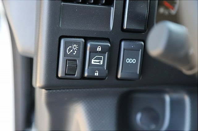 New 2025 Chevrolet Low Cab Forward RWD image 16