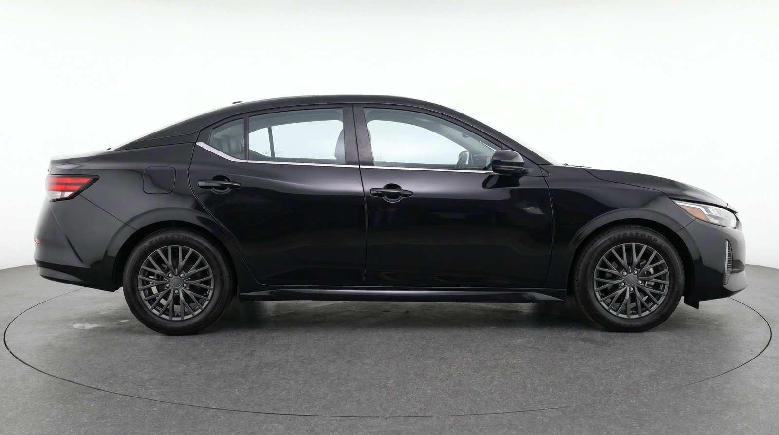 Used 2025 Nissan Sentra S FWD image 11