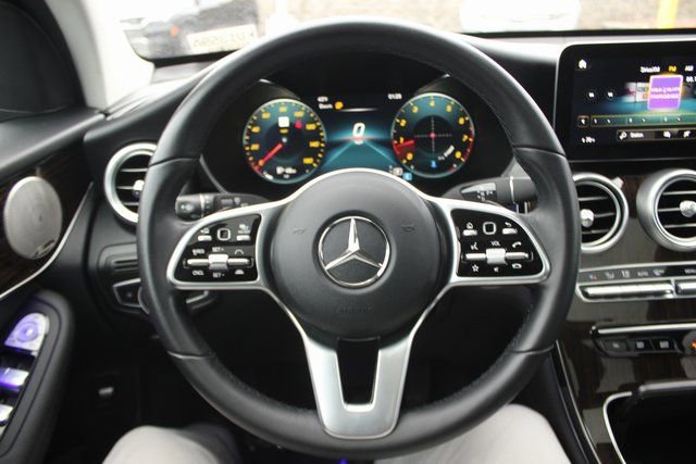 Used 2021 Mercedes-Benz GLC 300 4MATIC image 13
