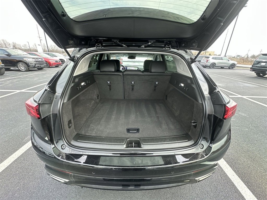 Used 2024 Buick Envision Sport Touring image 23