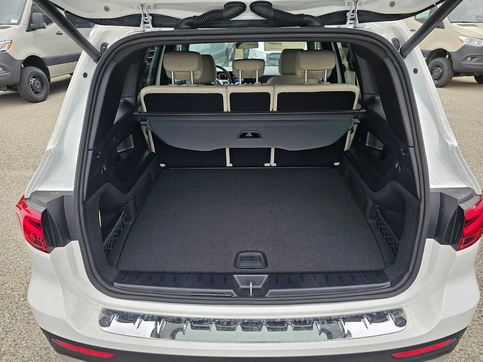 New 2026 Mercedes-Benz GLB 250 image 14