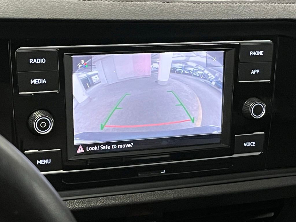 Used 2023 Volkswagen Jetta SE w/ Panoramic Sunroof Package FWD image 28