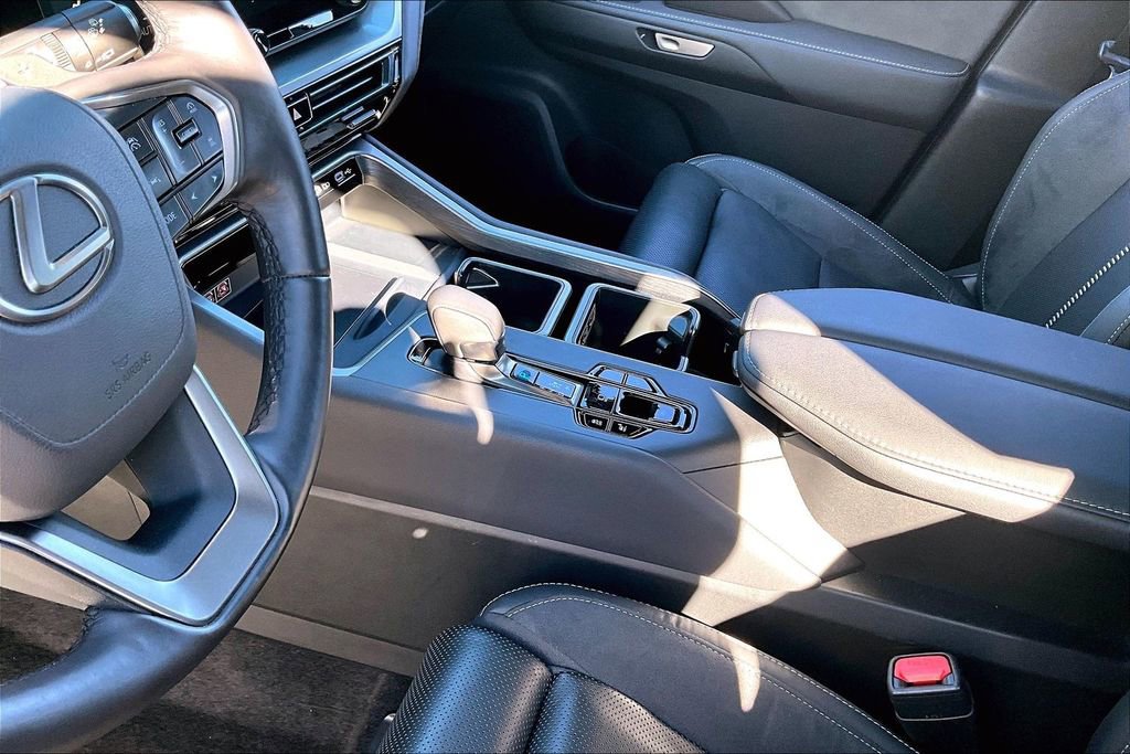 Used 2024 Lexus TX 350 AWD image 17