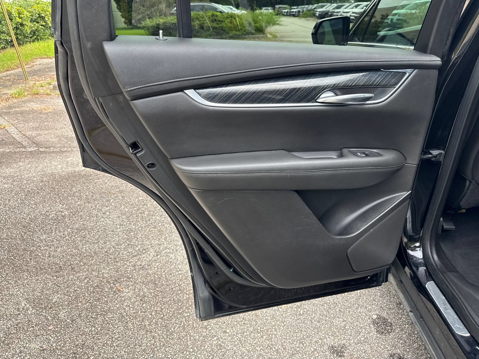 Used 2022 Cadillac XT6 Premium Luxury FWD image 22