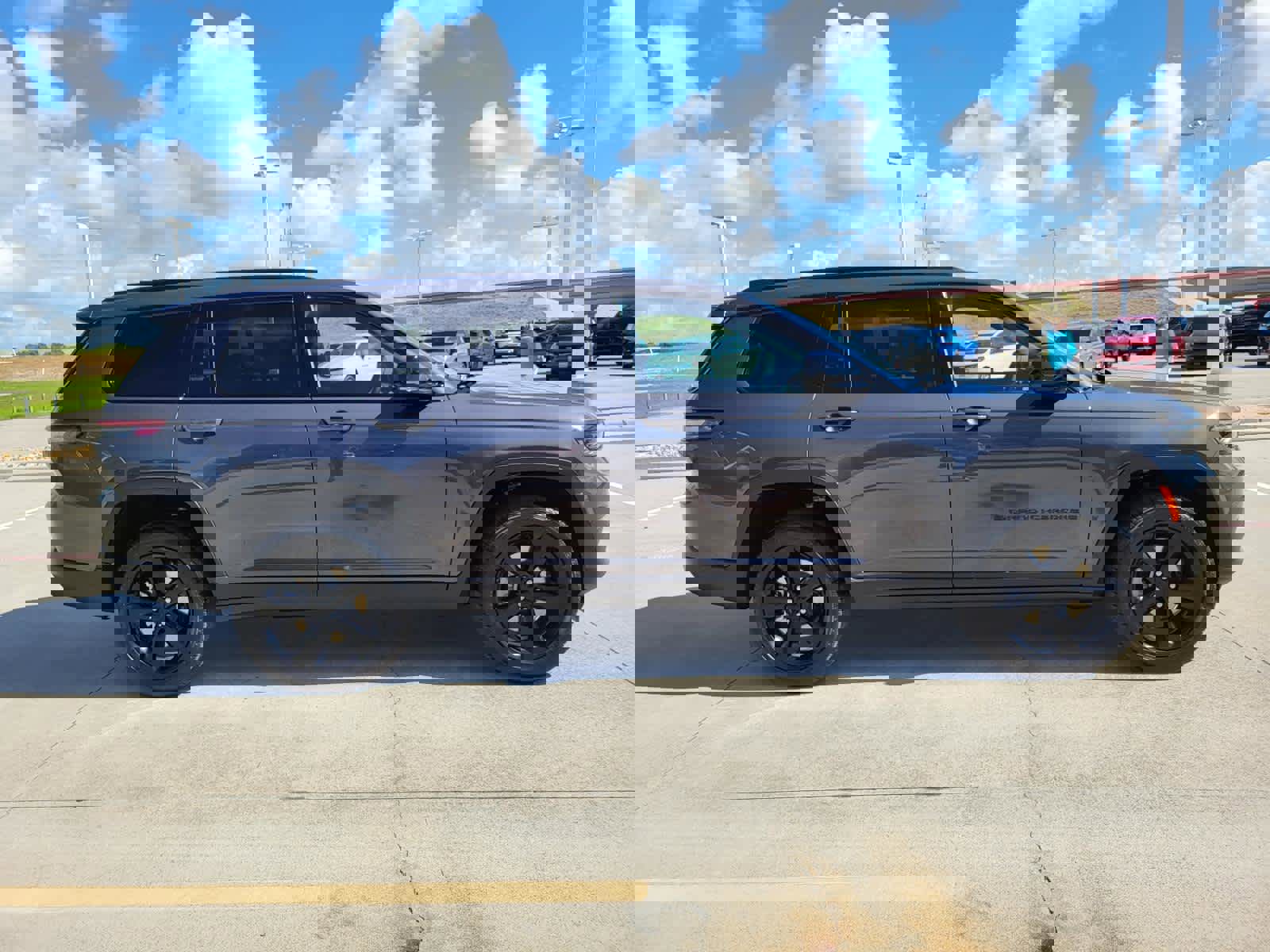 New 2025 Jeep Grand Cherokee L Limited w/ Black Appearance Package image 6