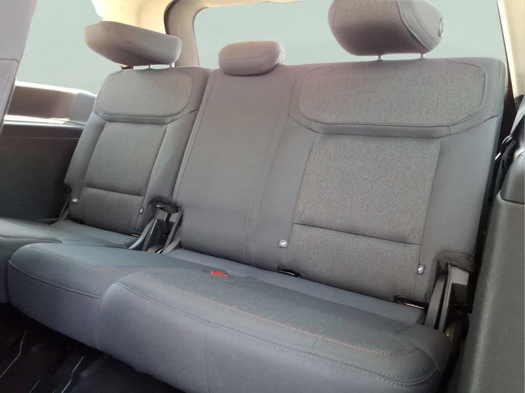 Used 2025 Ford Expedition Active RWD image 13