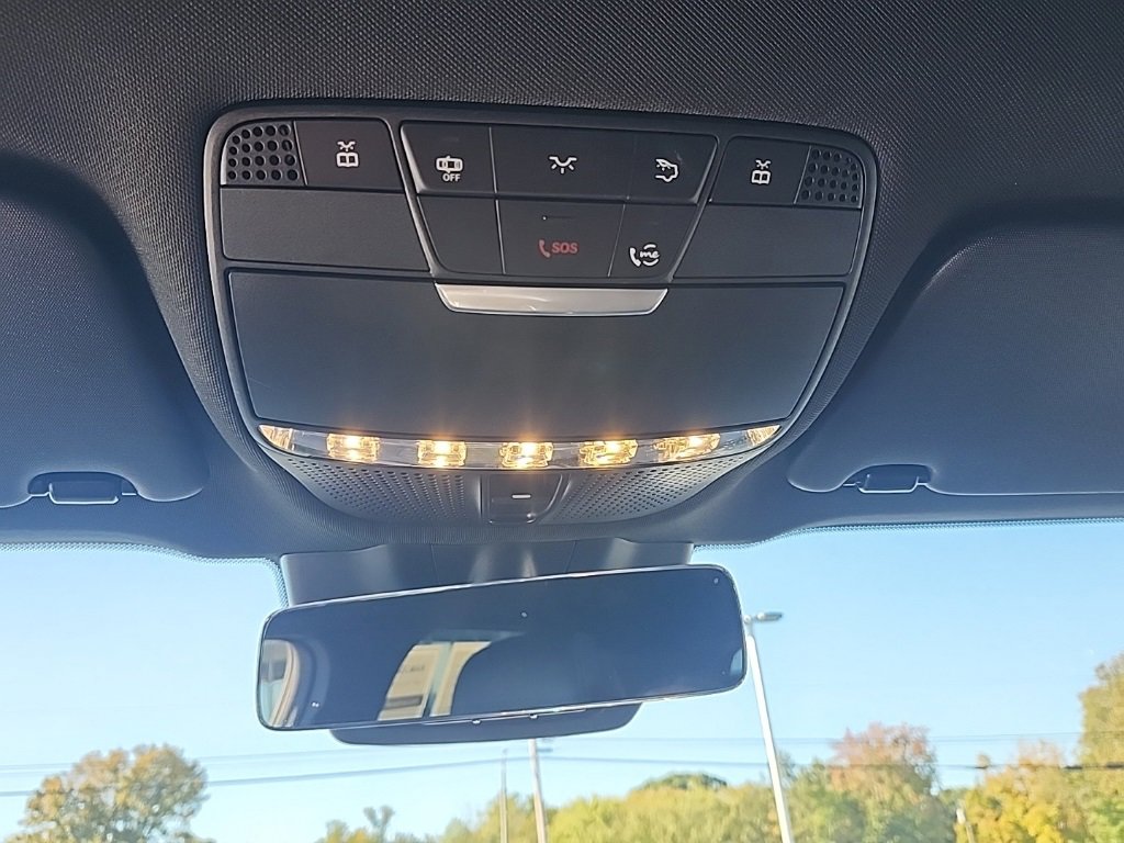 Used 2022 Mercedes-Benz GLC 300 image 35