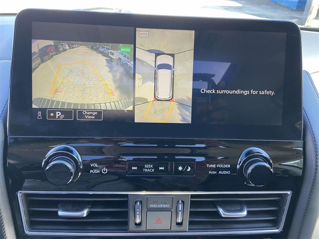 Used 2021 Nissan Armada SL w/ Captain's Chairs Package image 24