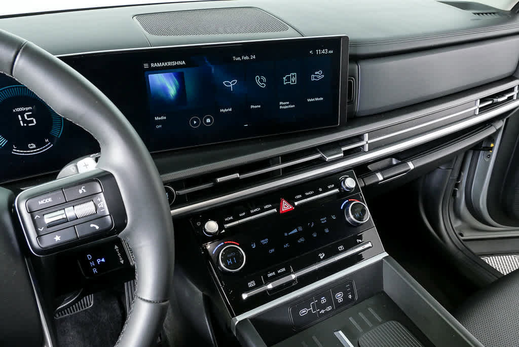 Certified 2024 Hyundai Santa Fe SEL image 12