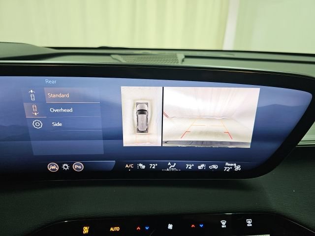 Used 2025 Buick Enclave Preferred AWD/4WD image 10