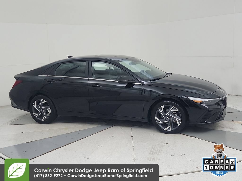 Used 2025 Hyundai Elantra Limited FWD 360° Tour