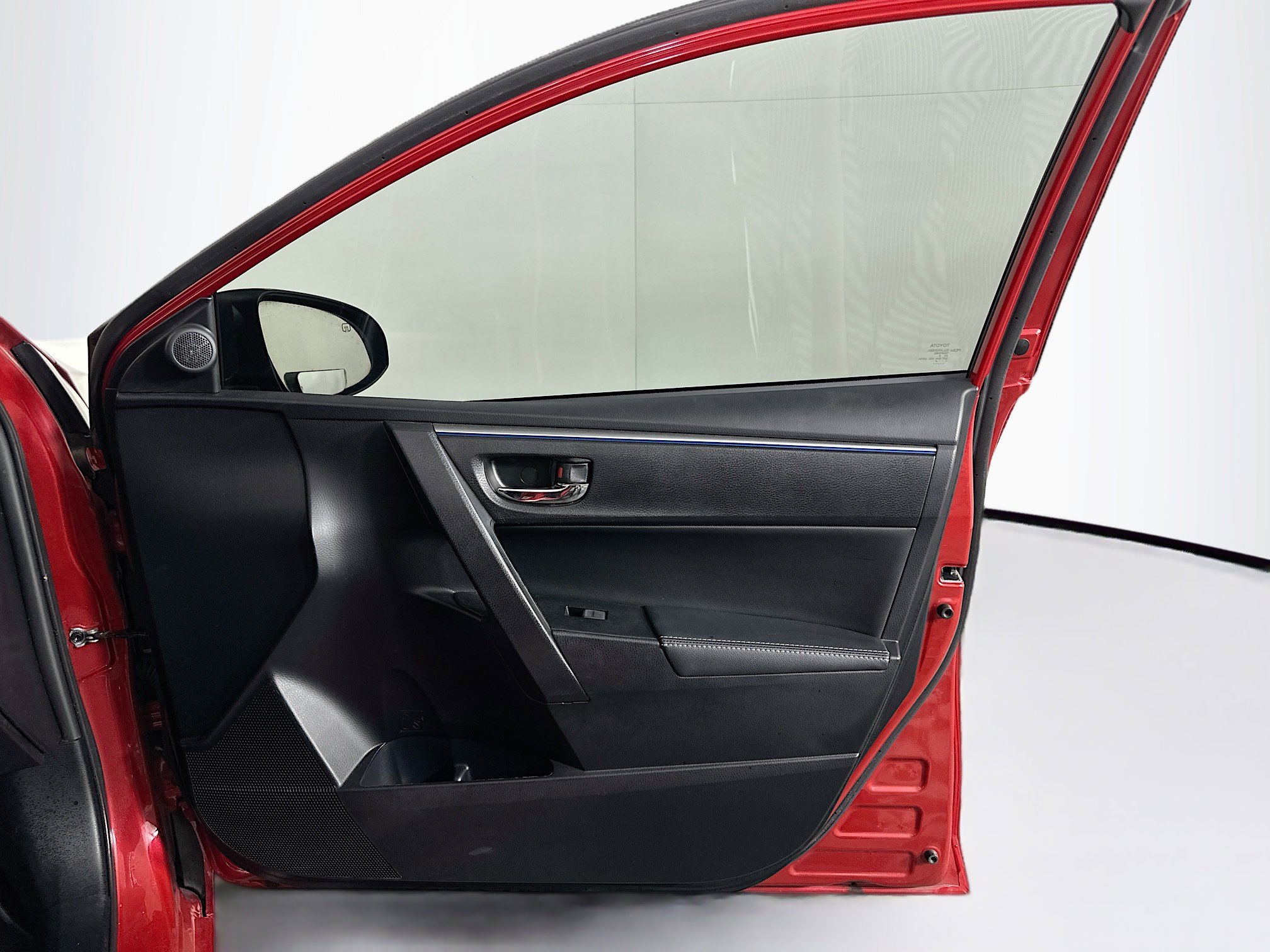 Used 2015 Toyota Corolla S Premium FWD image 32
