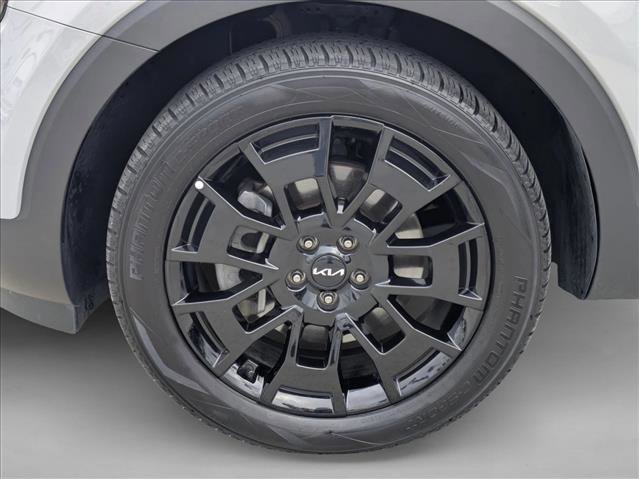 Used 2022 Kia Telluride SX w/ SX Prestige Package image 26