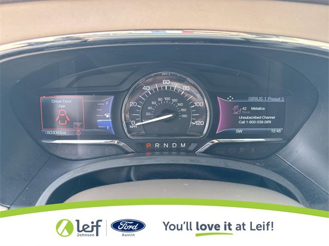 Used 2017 Lincoln Navigator L Select image 14