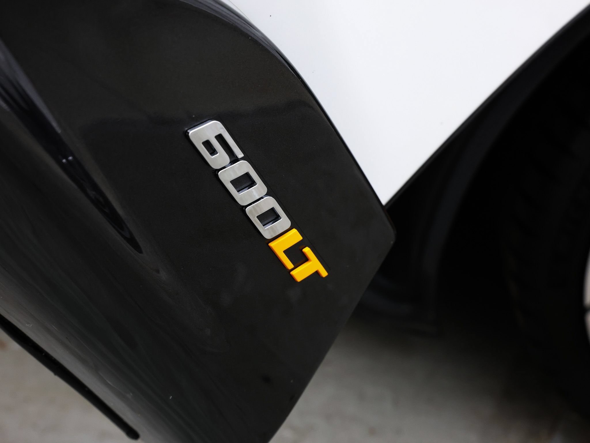 Used 2020 McLaren 600LT Spider RWD image 17