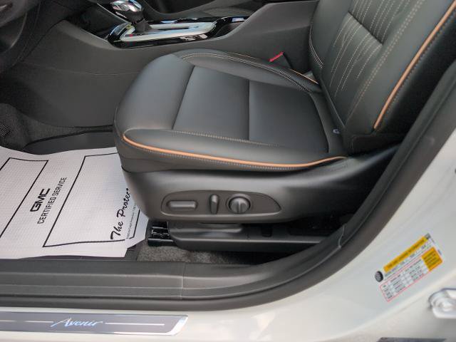 New 2026 Buick Envista Avenir FWD image 18