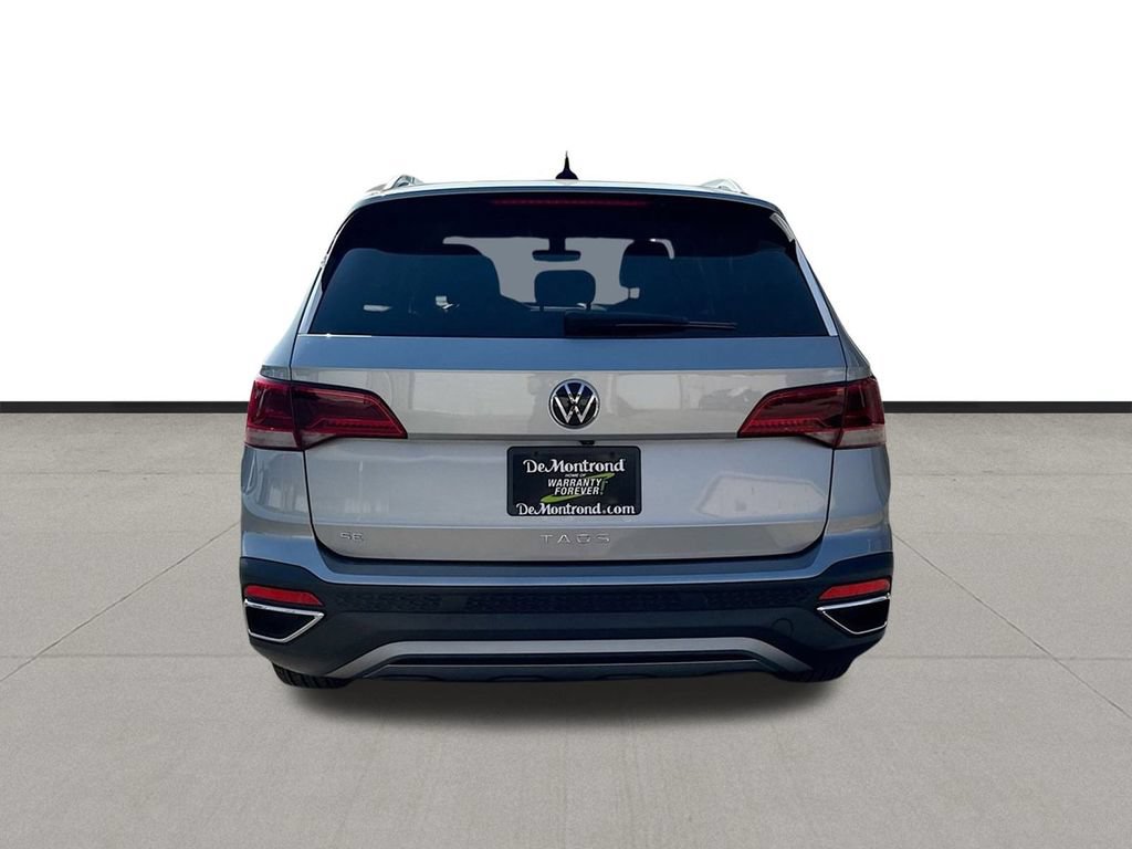 Used 2024 Volkswagen Taos SE FWD image 5