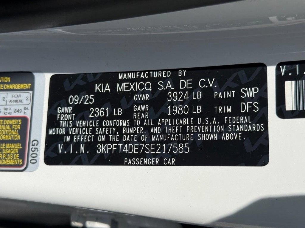 Used 2025 Kia K4 FWD image 25