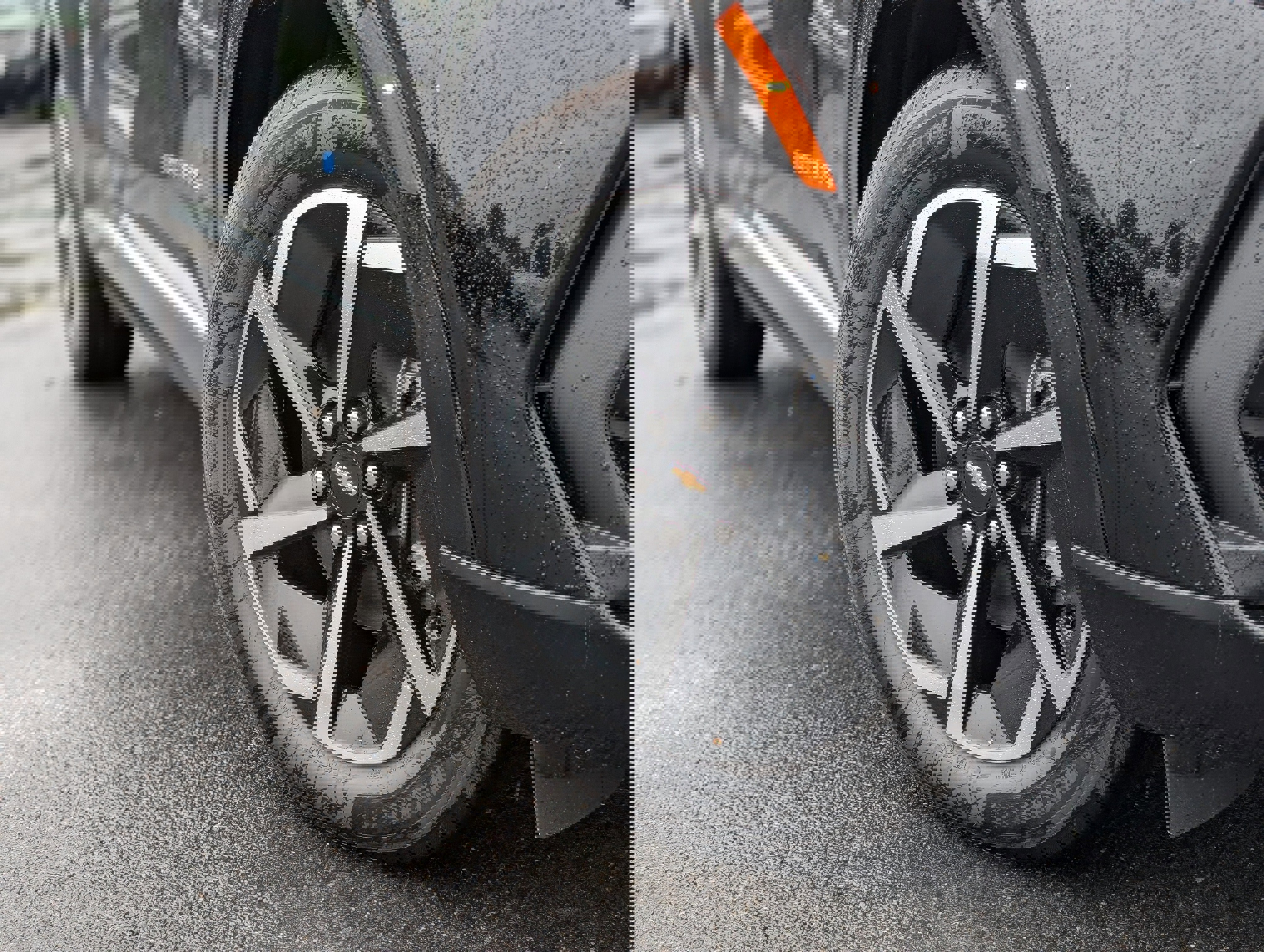 New 2025 Chevrolet Equinox EV LT image 7