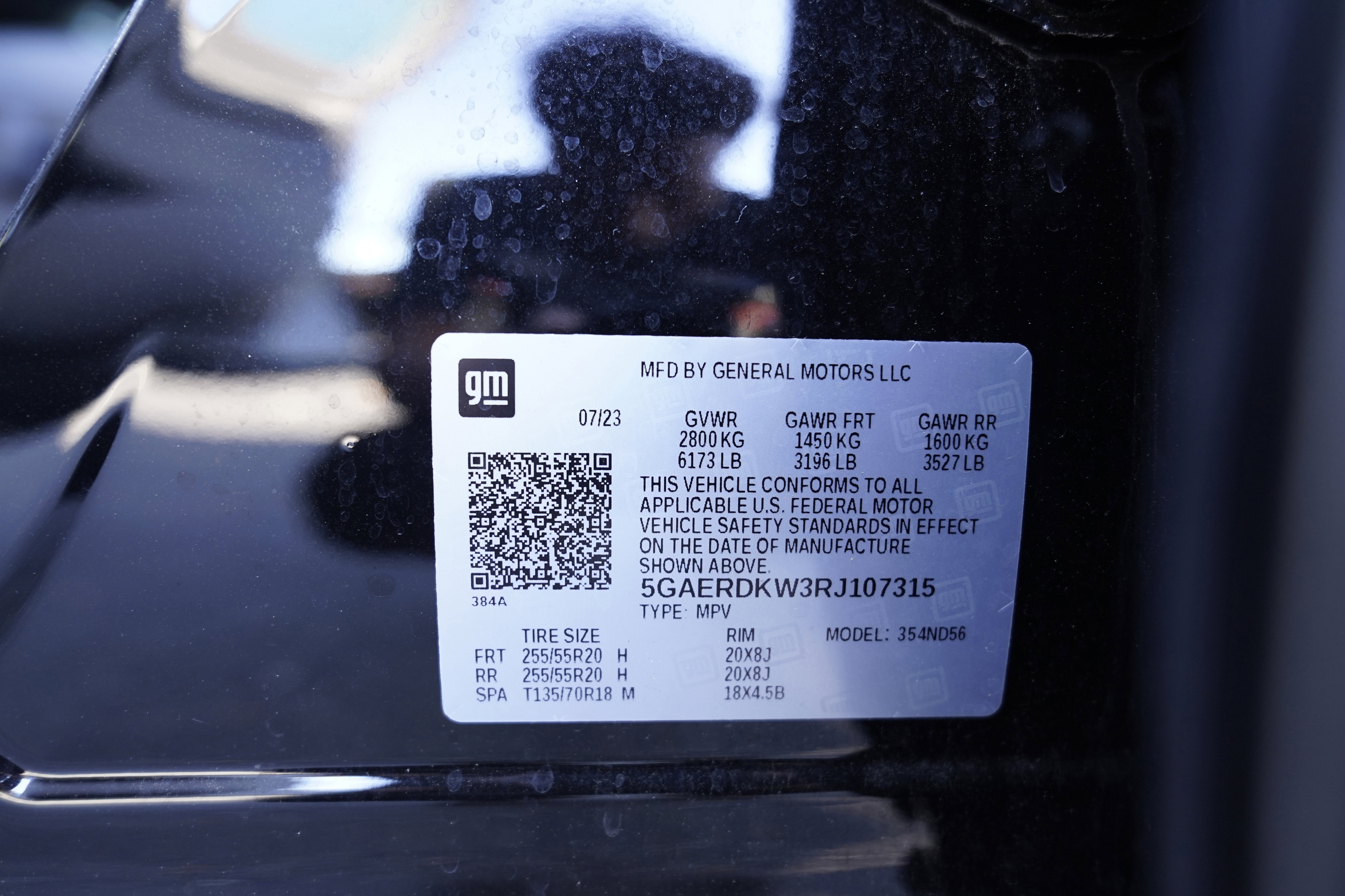 Used 2024 Buick Enclave Avenir w/ Avenir Technology Package image 48