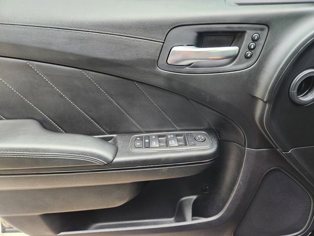 Used 2023 Dodge Charger SXT w/ Plus Group RWD image 25