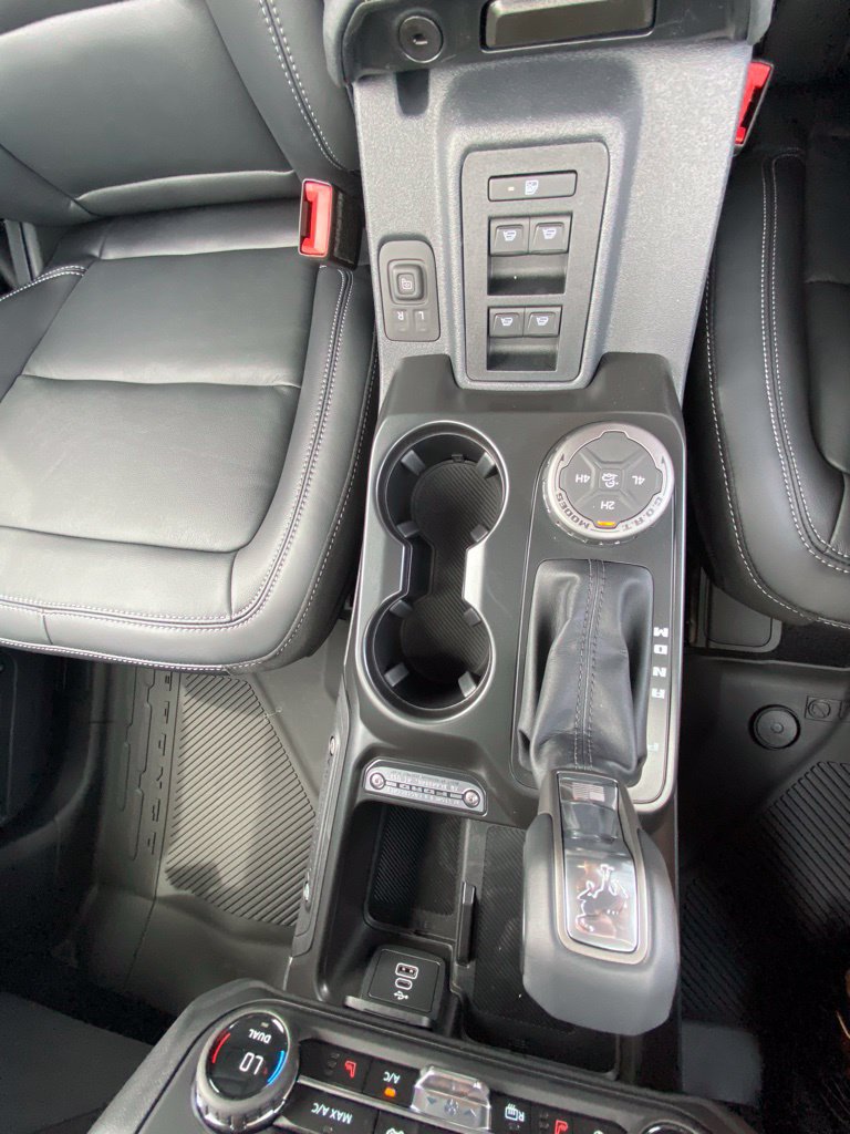 New 2026 Ford Bronco Outer Banks AWD/4WD image 19
