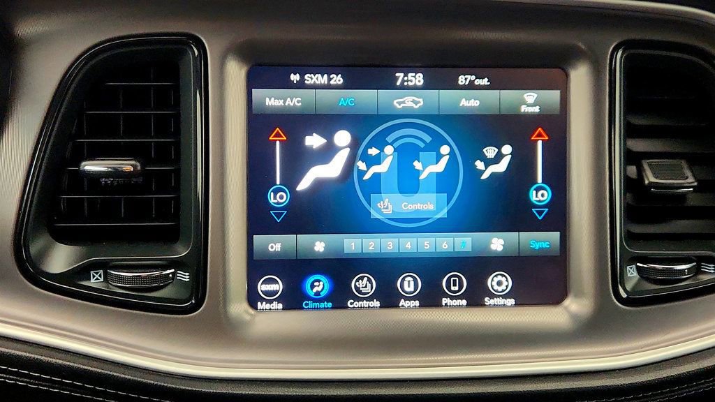 Used 2022 Dodge Challenger R/T Scat Pack RWD image 19