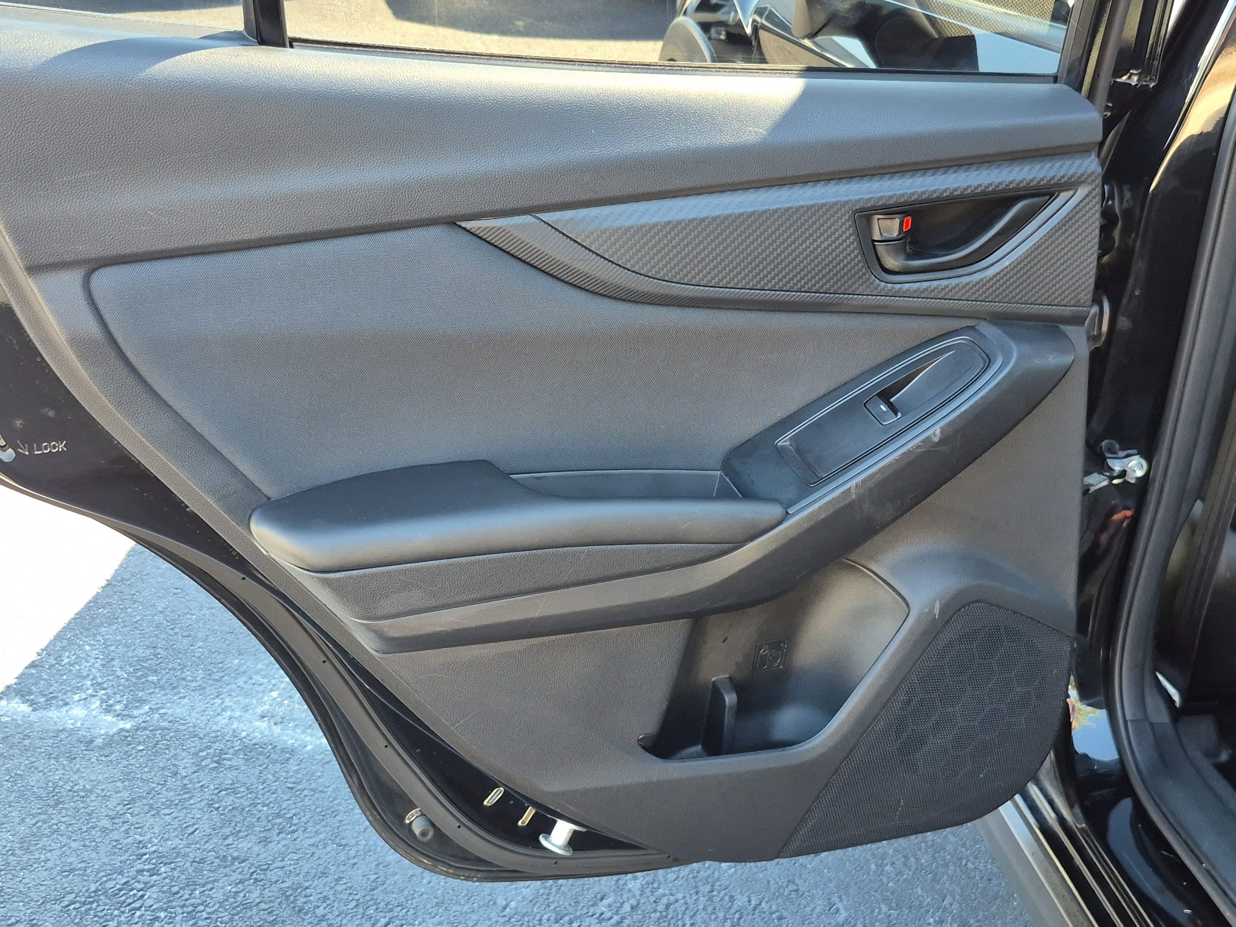 Used 2019 Subaru Crosstrek 2.0i Premium w/ Eyesight System image 14