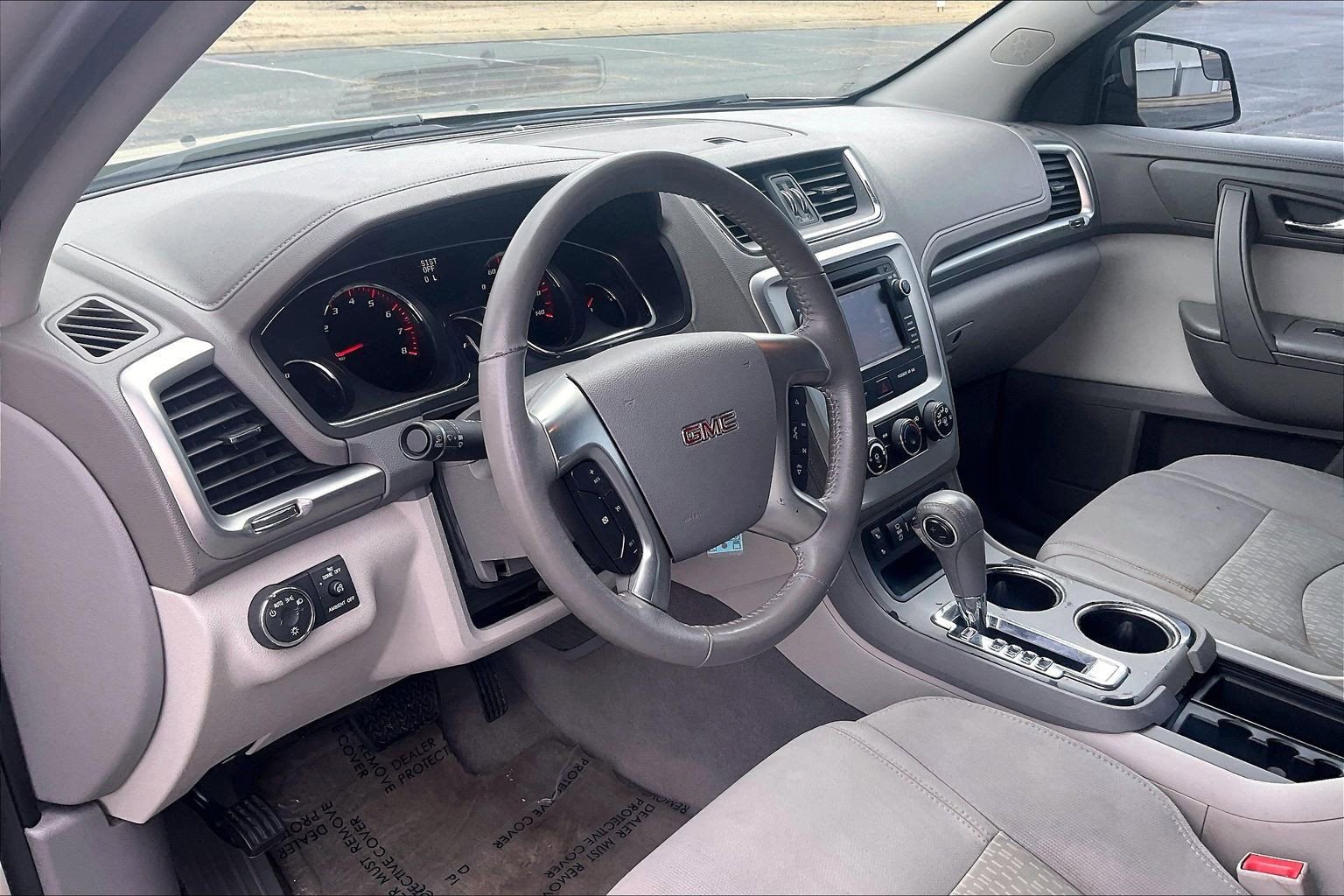 Used 2013 GMC Acadia SLE image 14