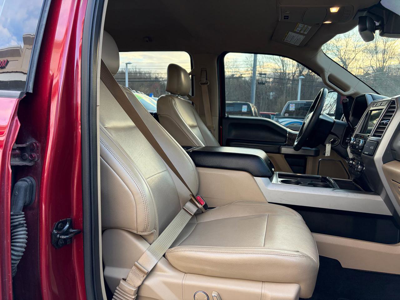 Used 2017 Ford F250 Lariat w/ Tow Technology Bundle AWD/4WD image 46