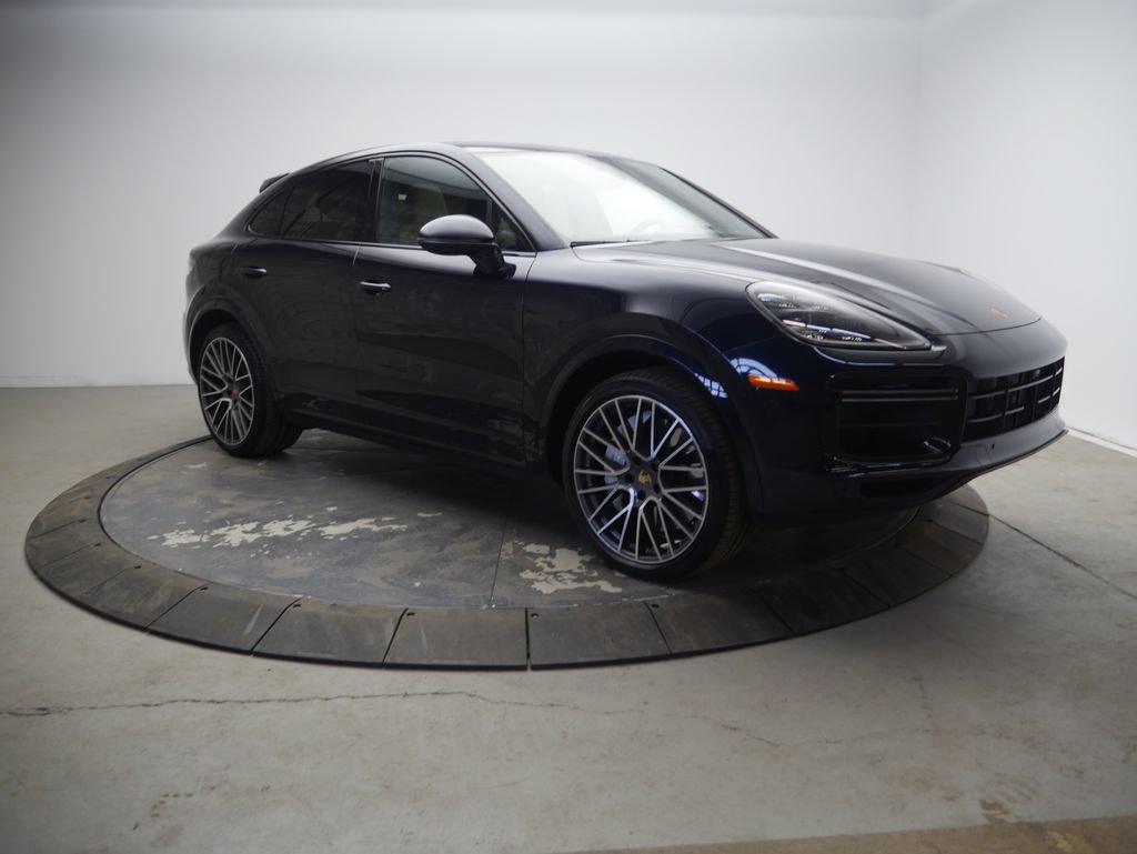 Certified 2023 Porsche Cayenne Turbo AWD/4WD image 9