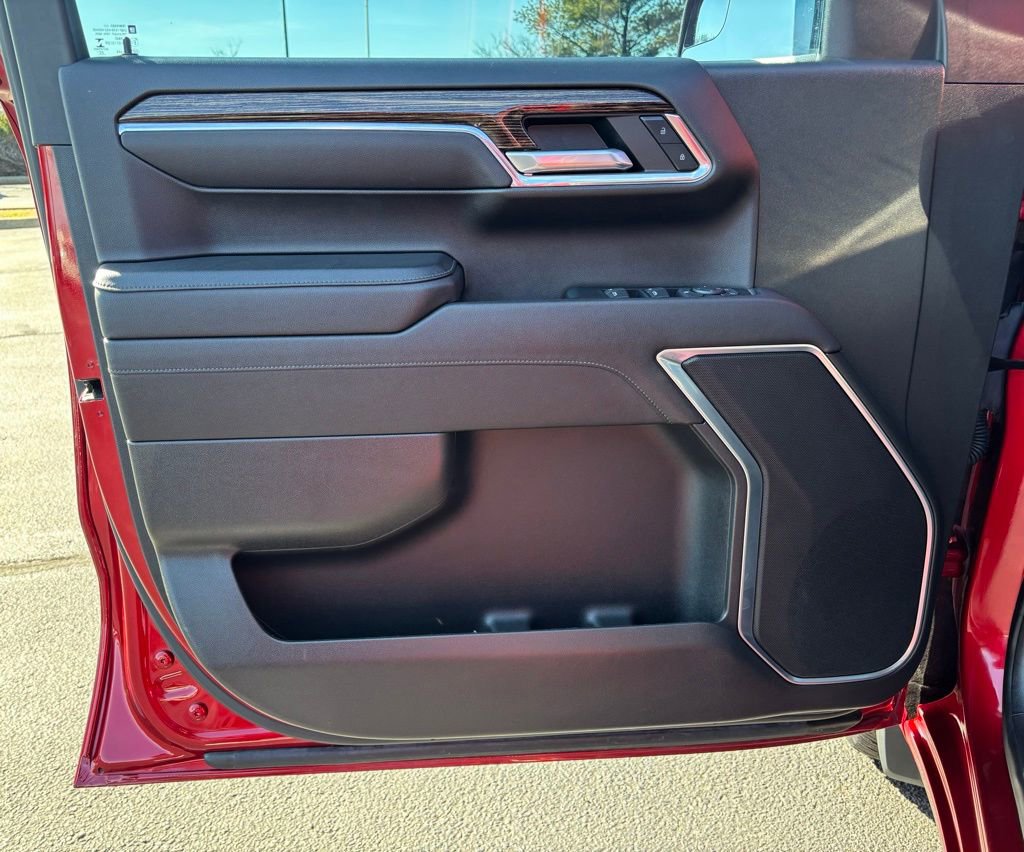 Used 2023 GMC Sierra 1500 Elevation w/ X31 Off-Road Package image 12