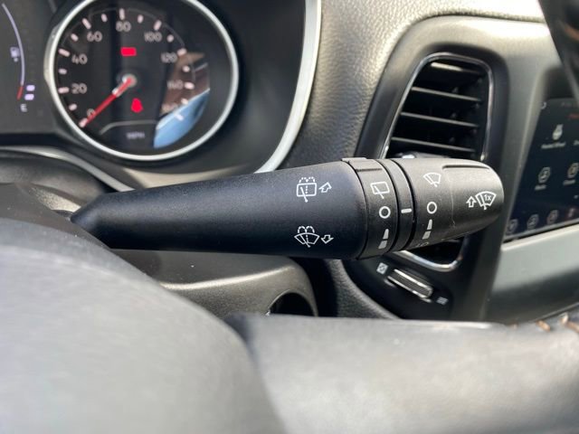 Certified 2020 Jeep Compass Latitude w/ Cold Weather Group image 46