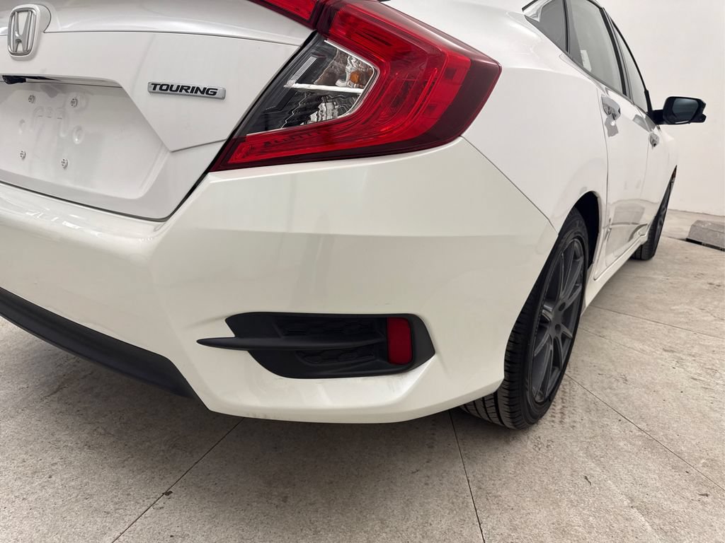 Used 2018 Honda Civic Touring image 20