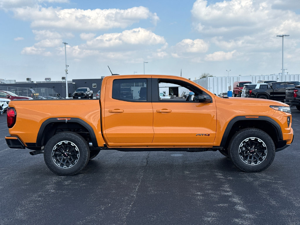 New 2026 GMC Canyon AT4 w/ AT4 Premium Package AWD/4WD image 10
