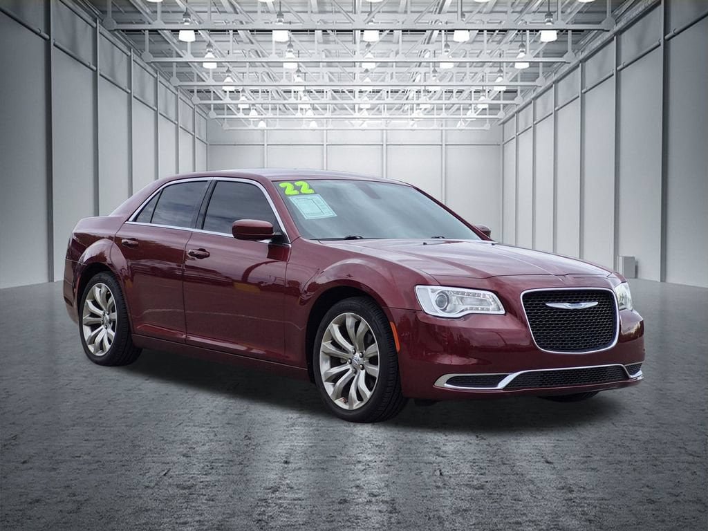 Used 2022 Chrysler 300 Touring RWD image 4