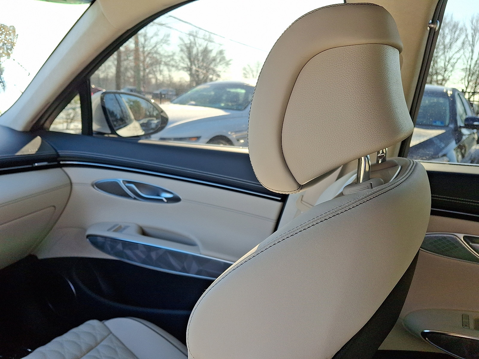 Certified 2025 Genesis GV70 3.5T Sport w/ Sport Advanced Package image 17