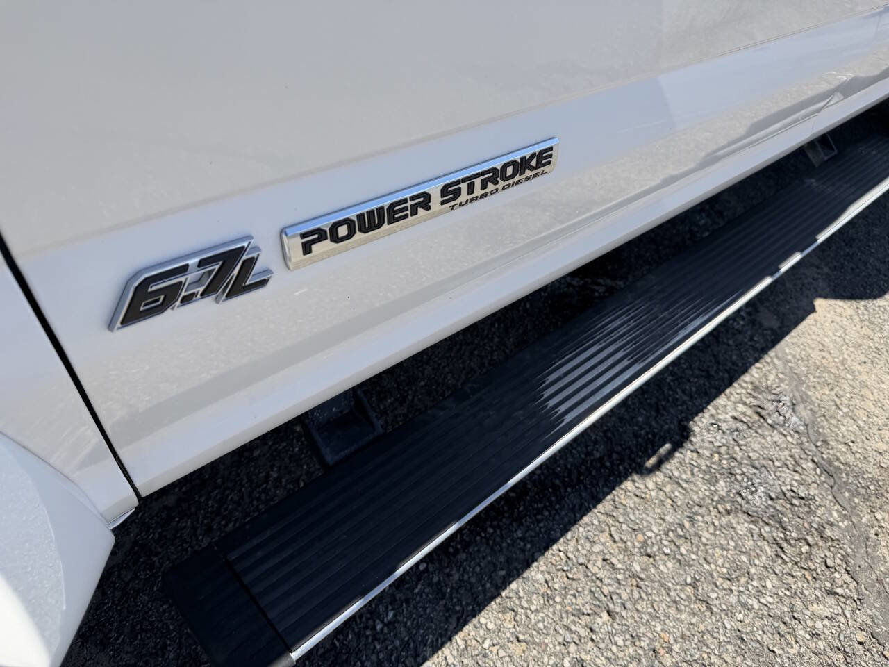 Used 2017 Ford F450 Platinum w/ Platinum Ultimate Package AWD/4WD image 11