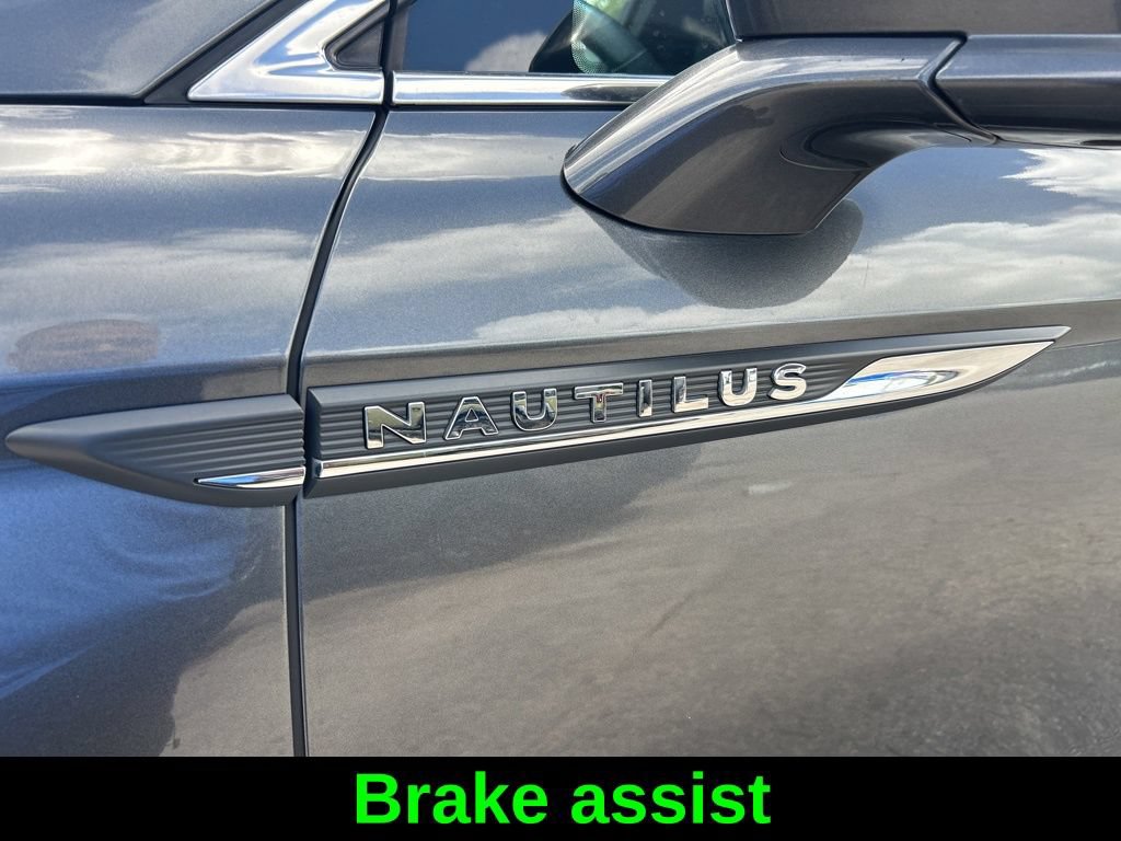 Used 2020 Lincoln Nautilus FWD image 20