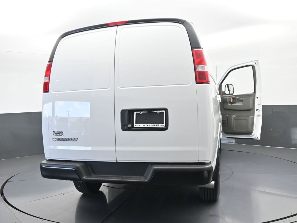 New 2025 Chevrolet Express 2500 w/ Driver Convenience Package image 57