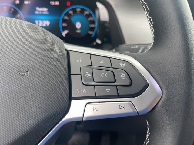 New 2025 Volkswagen Atlas Cross Sport SE image 17