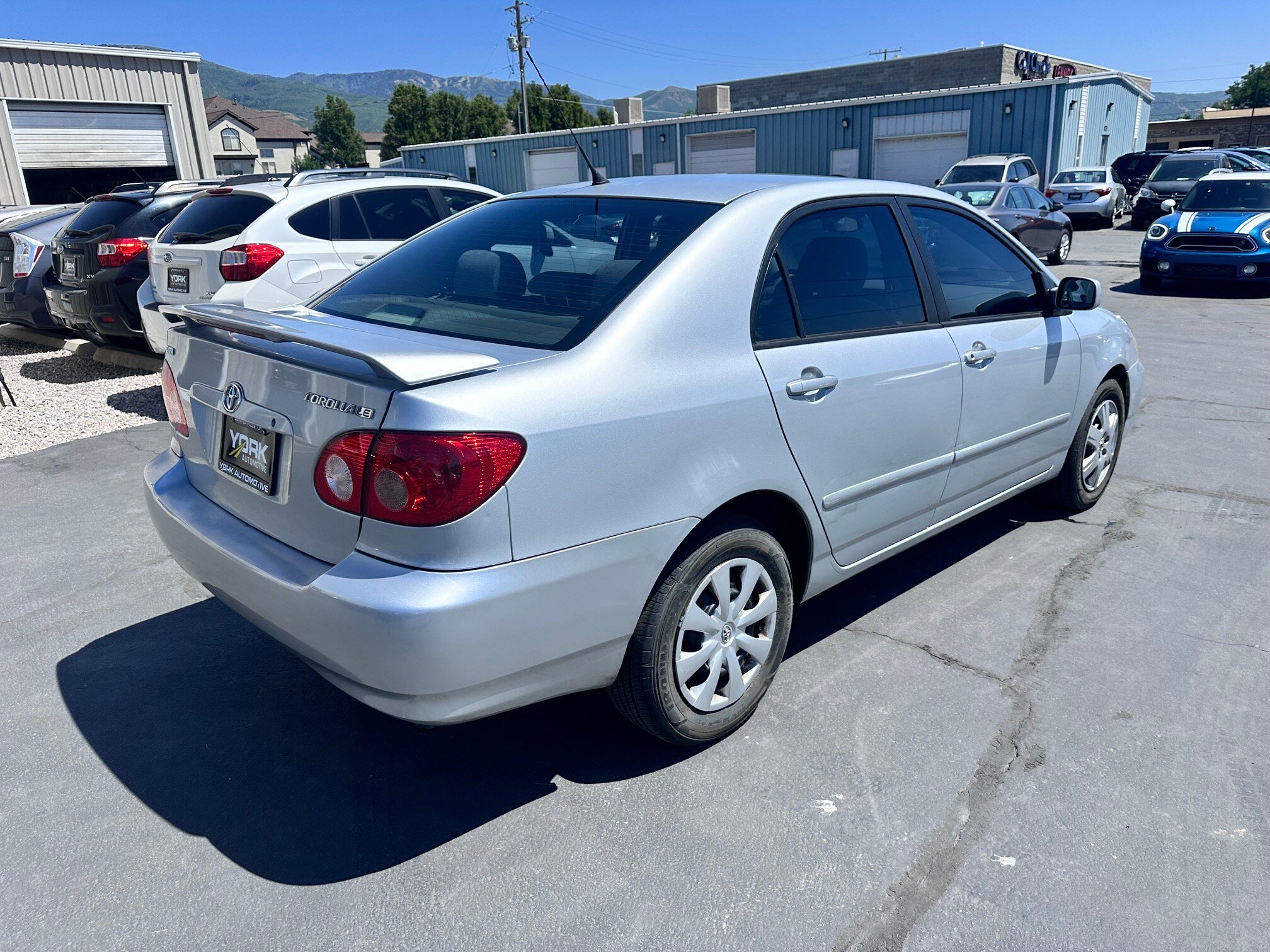 Used 2007 Toyota Corolla LE FWD image 3