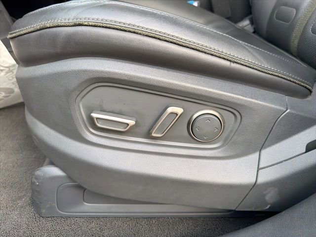 Used 2022 Rivian R1S Launch Edition image 29