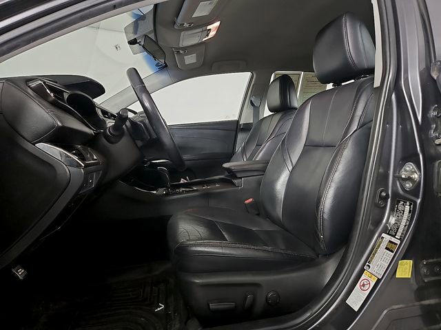 Used 2016 Toyota Avalon XLE image 13