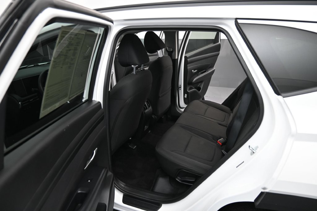 Certified 2025 Hyundai Tucson SEL FWD image 11
